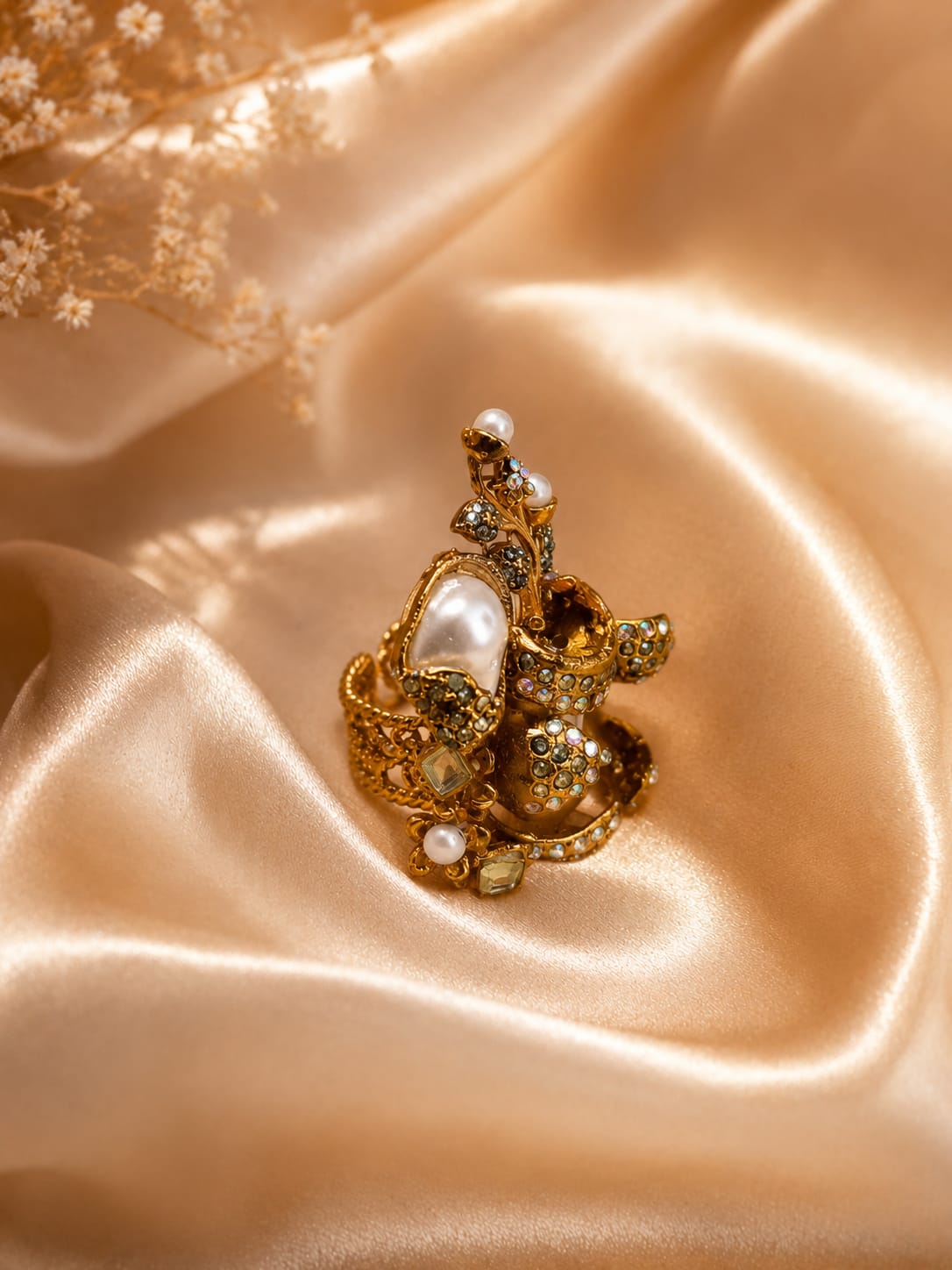 Turkish pearl heavy ring