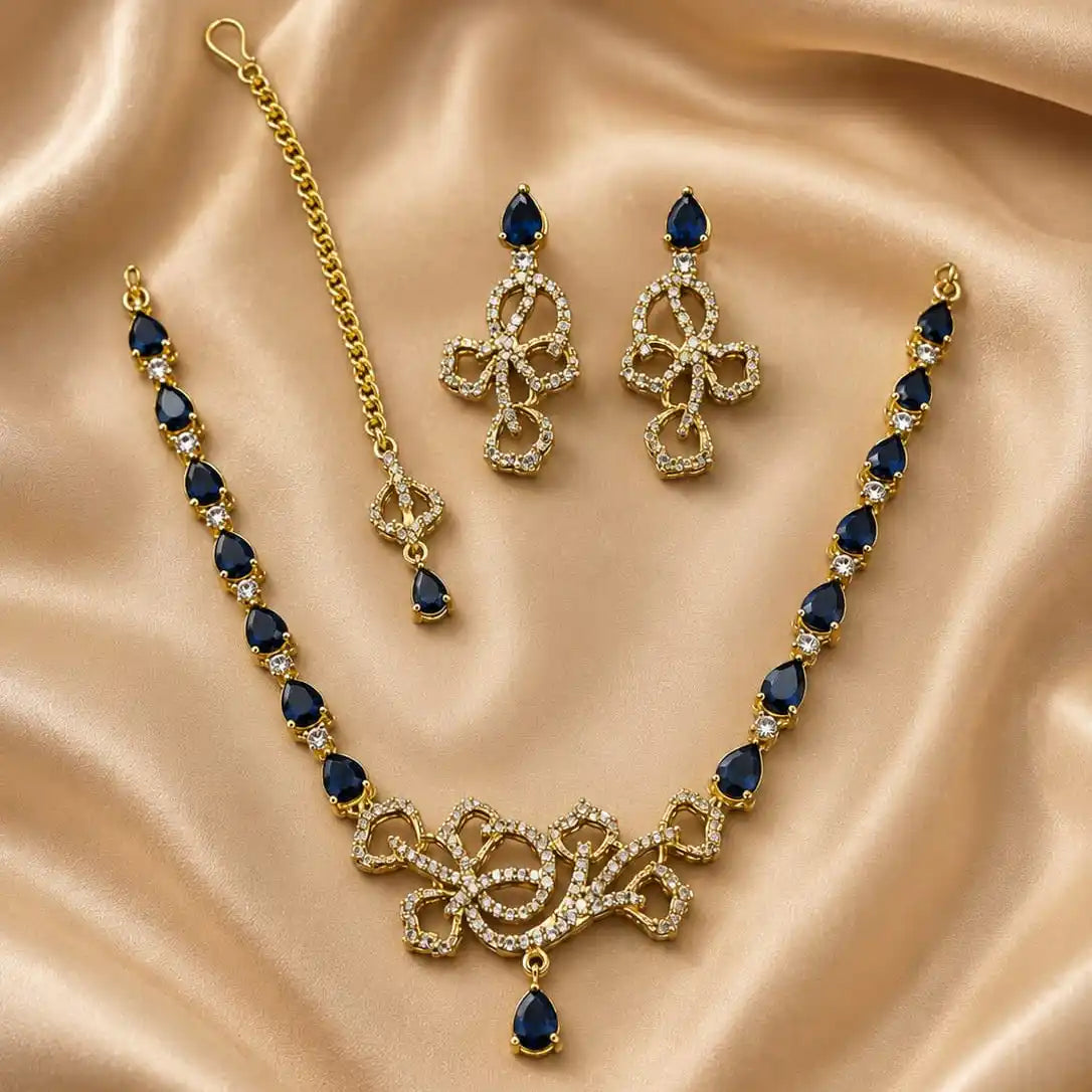 Minimal Delicate necklace set