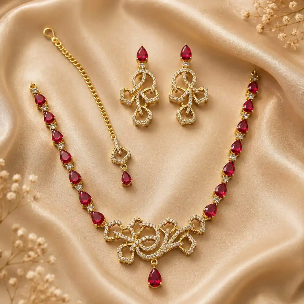 Minimal Delicate necklace set